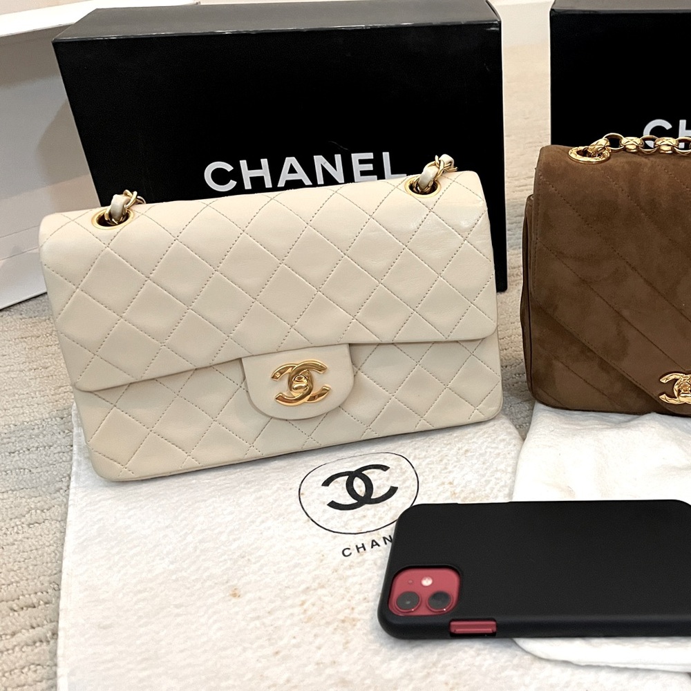 CHANEL Vintage Classic Flap